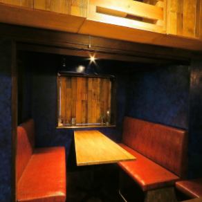 We also have popular BOX seats where you can relax and relax and enjoy delicious meals without worrying about the customers around you.