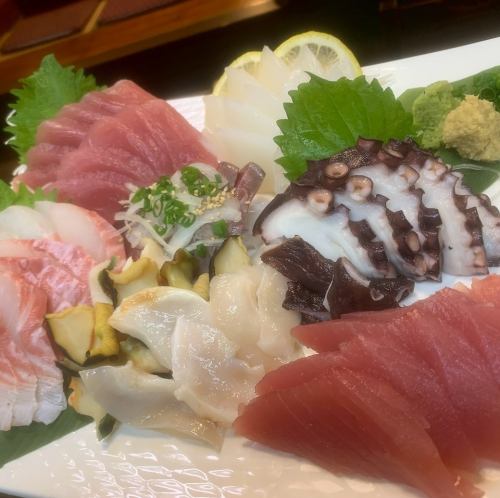 漁港直送の鮮魚が自慢