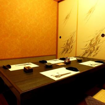 It is a private room on the first floor.In various scenes such as entertaining, dinner parties, and slightly luxurious meals.