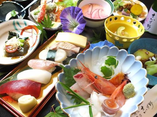 Enjoy the wealth of marine ingredients in Kanazawa