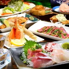 私人包间 x 畅饮东北六县清酒！8 道菜海鲜肉类套餐，含 120 分钟畅饮，仅需 4,000 日元。