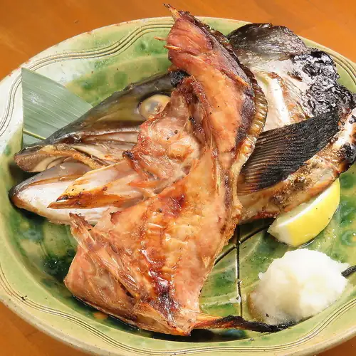 Grilled yellowtail collar