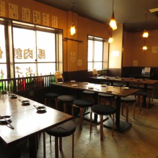 If you join the tables in one row, you can accommodate up to 8 people! Perfect for small parties.