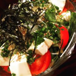 Delicious tofu and seaweed salad