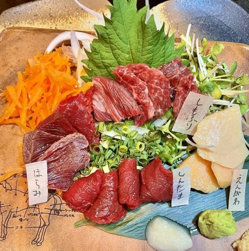 什錦馬肉刺身