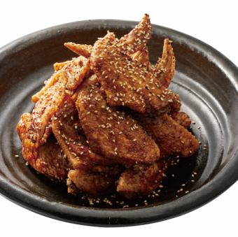 Fried chicken wings (1 piece)