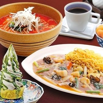 【超值食物+甜点套餐♪】2,280日元