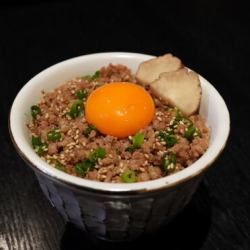 Minced meat rice bowl