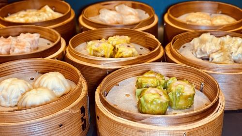 Enjoy the juicy Xiao Long Bao and rare dim sum!