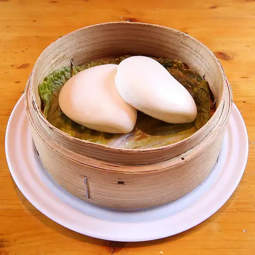 Fluffy steamed buns (2 pieces or more)