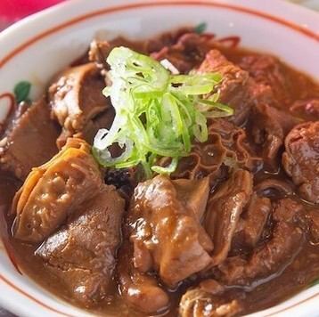 【名物】トロもつ煮込み