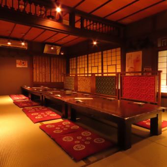 母屋   20名以上の宴会も可能！