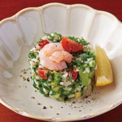 Barley salad with Hakata leeks and small shrimp