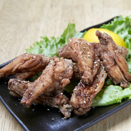 [The crunchy texture is addictive ◎] 5 pieces of fried chicken wings