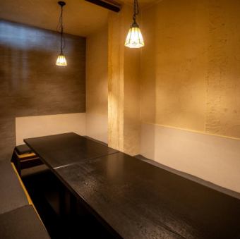 半個室のお席が1席あります。6名様から8名様まで可能◎ゆっくりお話ししたい宴会などにピッタリ♪
