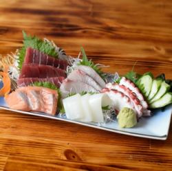 Assortment of 3 sashimi