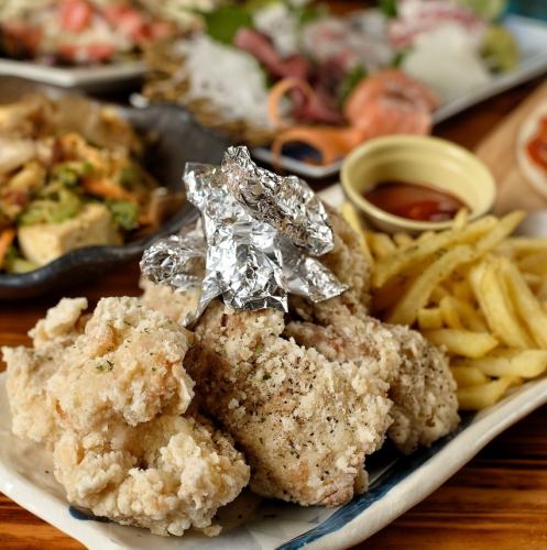 Sakae-chan's specialty!!! Deep-fried chicken wings with salt and garlic