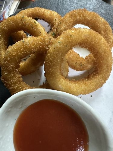 Fried Onion Rings/Fried Camembert Cheese