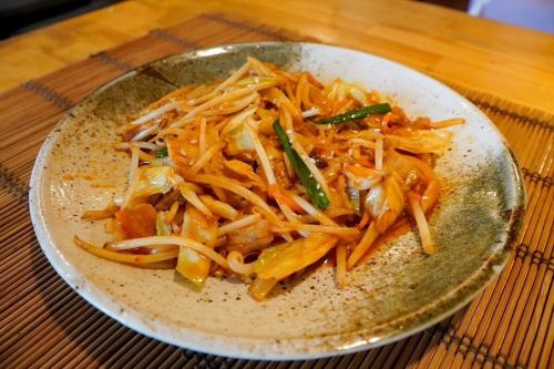 Stir-fried pork belly and vegetables with oyster sauce / Stir-fried pork with kimchi