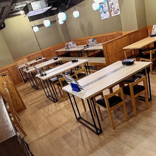 <p>Groups are welcome! Our restaurant can accommodate 15-36 people by renting out the entire 2nd floor. We also offer a reasonably priced course that includes 7 dishes and 3 hours of all-you-can-drink, so you can enjoy your time without worrying about time.</p>