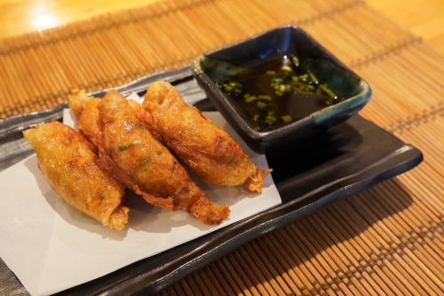 鶏皮ぎょうざ