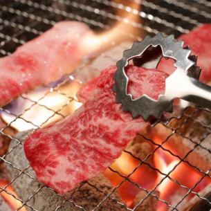 毎週火曜日は「お客様への感謝日」として、焼肉半額～大幅割引を実施中