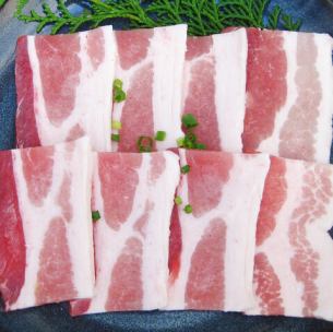 お酒によく合う 490円(税込)～焼肉