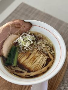 醬油拉麵