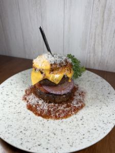 Tomato x Grilled Cheddar Summer Hamburger