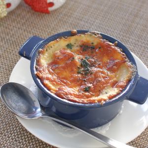 広島産牡蠣とほうれん草のクリームグラタン