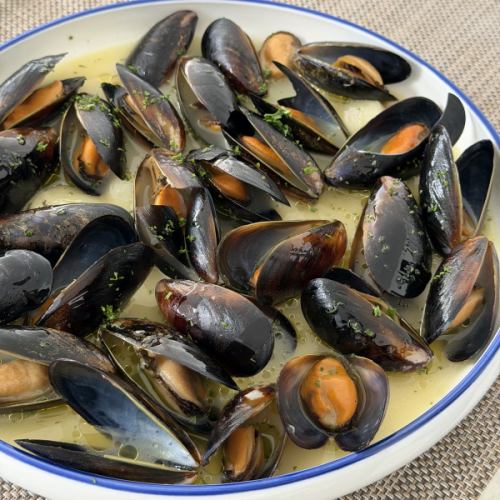 ムール貝の白ワイン蒸し