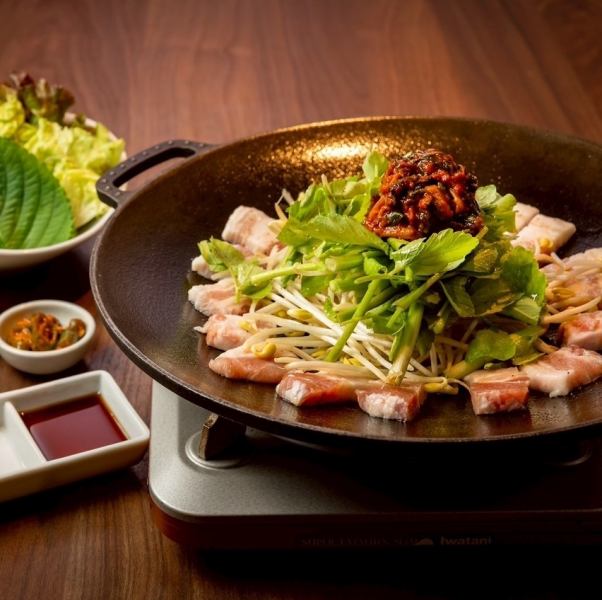 【店主厳選！MUGENのサムギョプサルコース】＋2,000円(税込)で2時間飲み放題付き