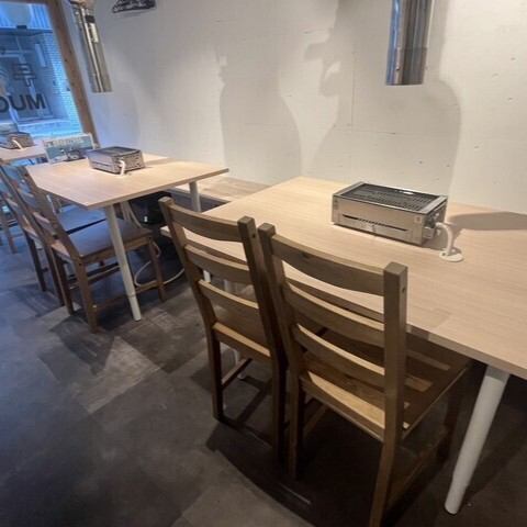 【西鉄薬院駅徒歩約3分】当店は開放感のあるテーブル席をご用意しています。友達や同僚との集まりには、最大25名までの貸切が可能！本格的な韓国料理を囲んで、歓送迎会や忘新年会を楽しむのに最適な場所です☆アラカルトやコースメニューが豊富で、飲み放題プランもあるので盛り上がること間違いなし！各種ご宴会に是非◎