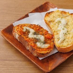 ブルスケッタ～トマトチーズ＆タラのリエット～