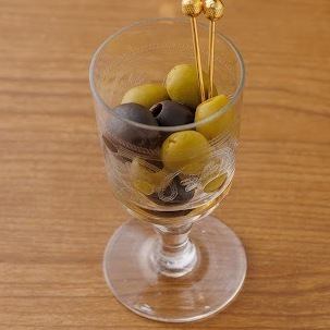 オリーブの盛り合わせ