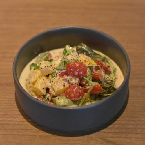 Refreshing Octopus and Tomato Salad with Orange Mayonnaise Sauce