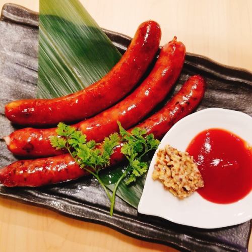 Assortment of 3 kinds of beef tongue sausage (herbs, cheese, chorizo)