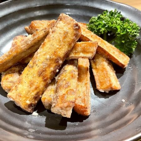 略微腌制的炸牛蒡