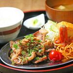 Deep-fried Sangen pork and Kyoto-style dashimaki set meal