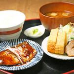 Recommended! Homemade mackerel simmered in miso and Kyoto-style dashimaki set meal