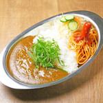 Kyoto-style Kujo Negi Dashi Curry and Rice / Kyoto-style Sangen Pork Cutlet Curry and Rice
