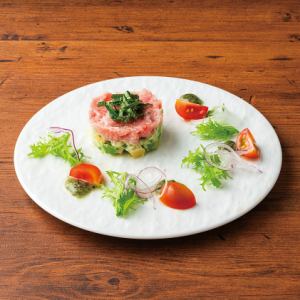 참치 타타키의 카르 파치 오