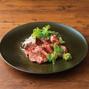 스테이크 카르 파치오 샐러드 재봉