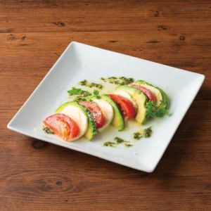 모짜렐라 카프레제