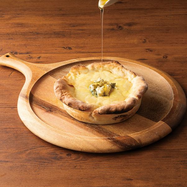 【◇大人気◇】とろ～り伸びる魔法の食感！蜂蜜チーズのシカゴピザ