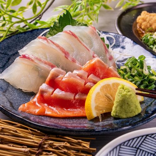 Assortment of 2 types of sashimi!! *Limited to 1 serving per person