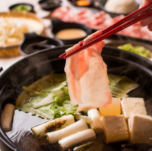 ★Shabu-shabu (Kombu broth) / ★Shabu-shabu (Kimchi chige broth) / ★Shabu-shabu (Sukiyaki broth)