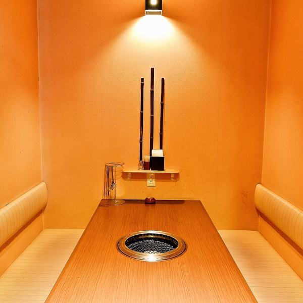 The semi-private room with sunken kotatsu seats can be used by up to two people!Please use it in various scenes such as dates, family meals, company banquets, girls' parties, and entertainment.