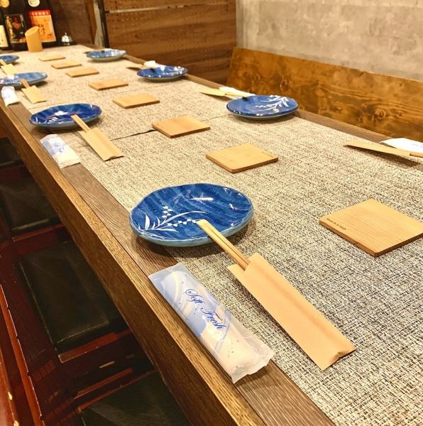 《テーブル席貸切で宴会を》最大8名様までご利用いただけるテーブル席は予約必須！仕事仲間や友人、少人数での宴会にも◎大切な方々との楽しいひと時を、当店自慢の逸品料理や美味しいお酒と共にゆっくりお楽しみ下さい。ご予約・ご来店お待ちしております！新大宮/居酒屋/コース/奈良市/宴会/女子会/おばんざい/忘年会/鍋