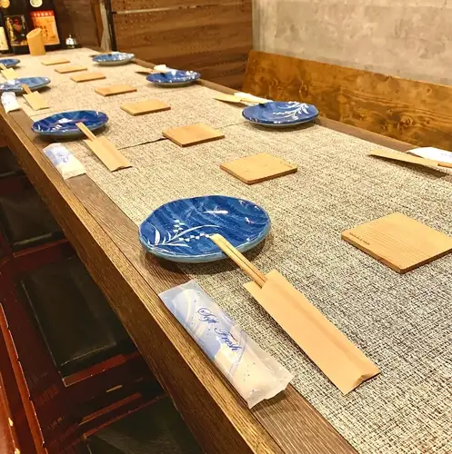 非常适合团体午餐聚会！尽情享受我们的无限畅饮套餐，度过一段轻松愉快的时光。